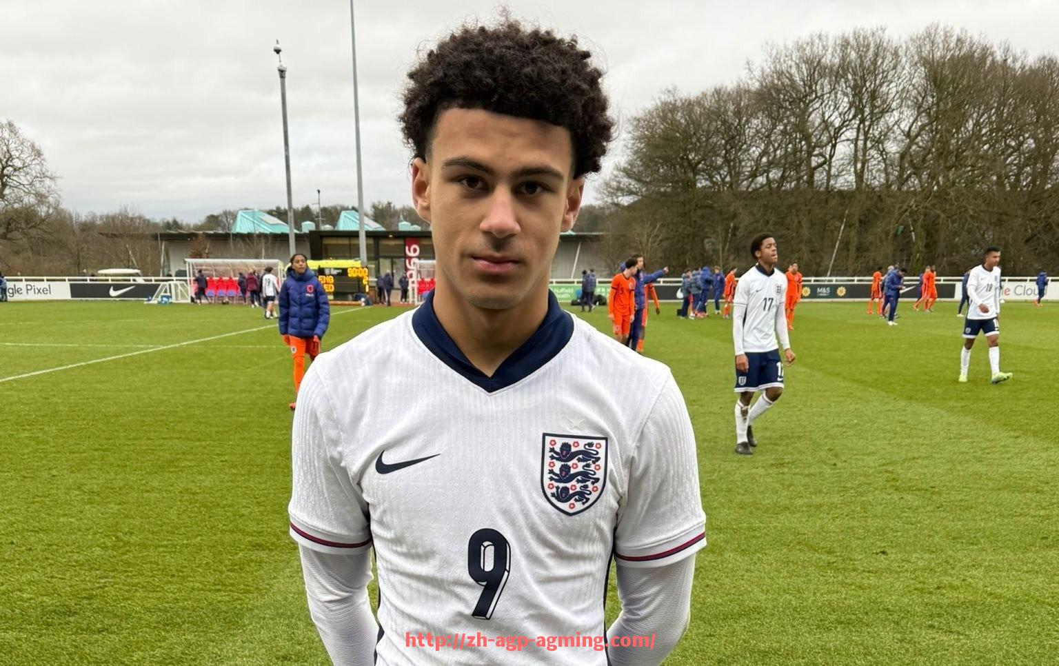 AG娱乐登录-2005年中超联赛杯历史回顾与参赛球队战绩一览