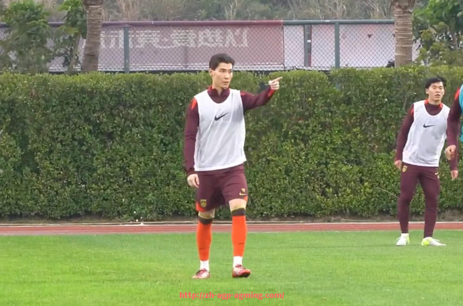 AG娱乐登录-2002年火箭队经典比赛视频分享及赛季精彩瞬间